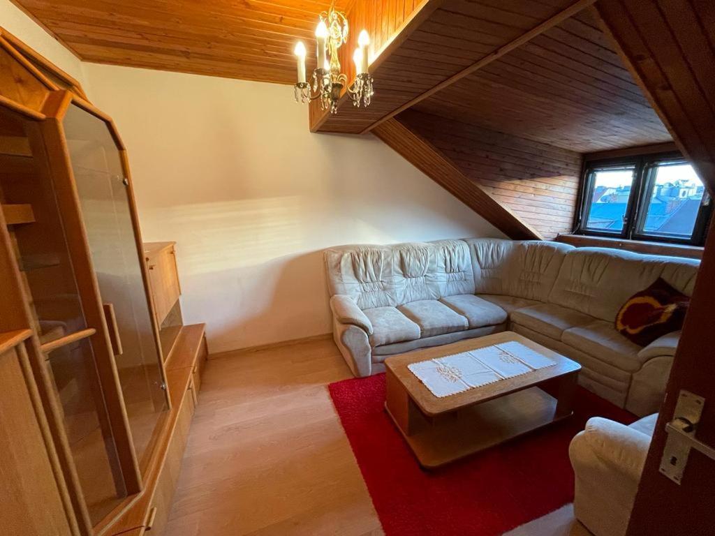 Appartement Attic Flat In The Center à Bratislava Extérieur photo